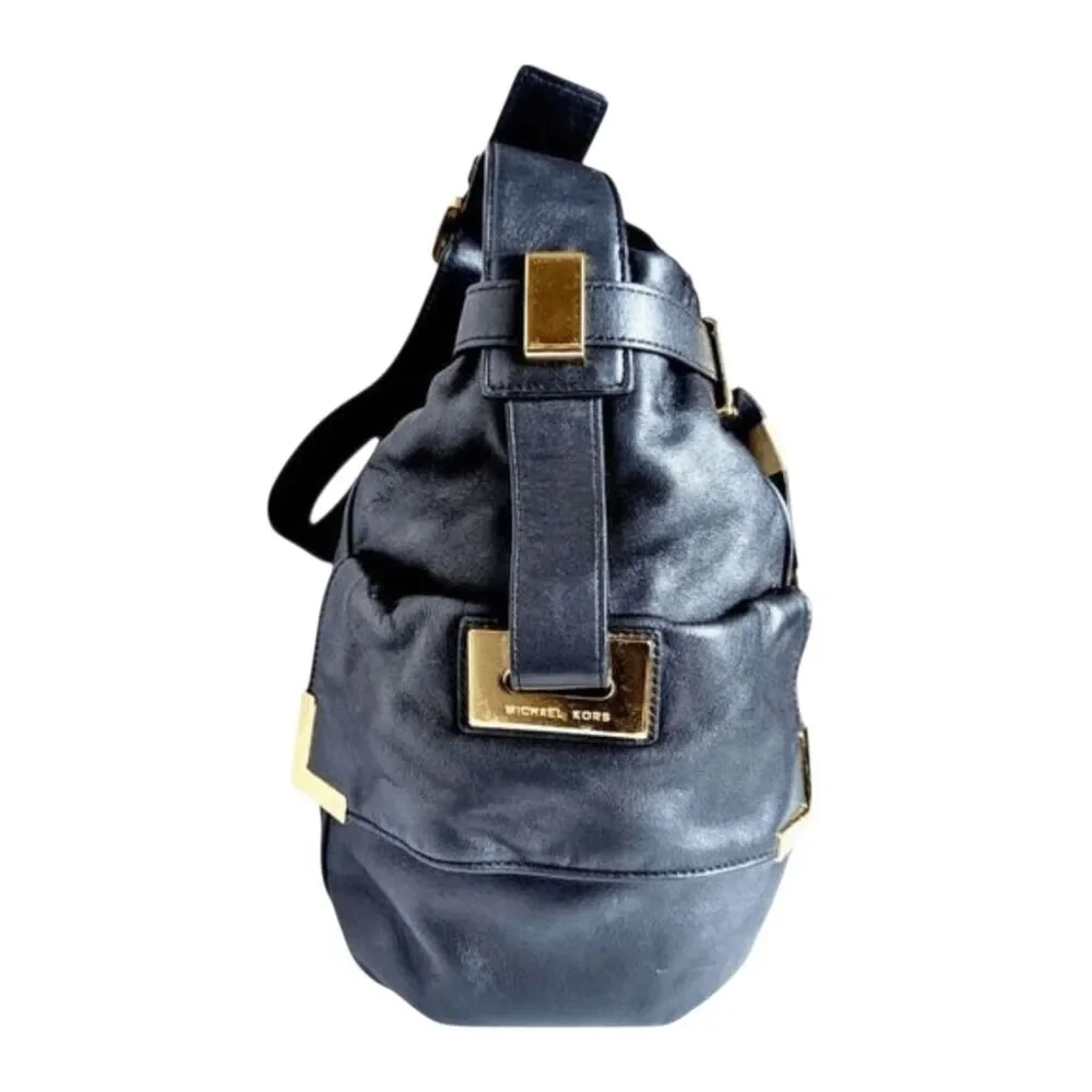MICHAEL KORS Beverly Drawstring Black Leather Hobo Bag - Picture 4 of 10